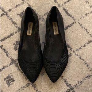 Steve Madden leather flats